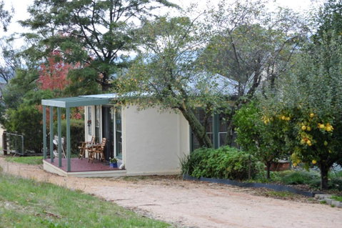 Friends In Harcourt North - Whitsundays Accommodation 1