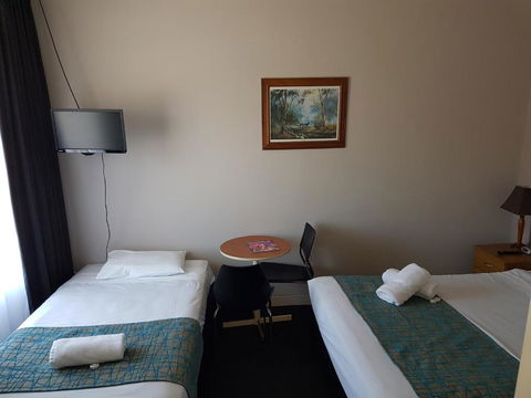 Gateshead Tavern & Motel - Whitsundays Accommodation 4