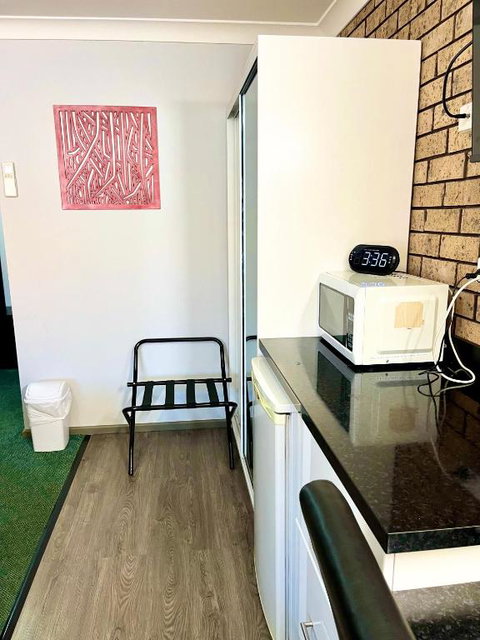 Gilgandra Motel - Whitsundays Accommodation 1