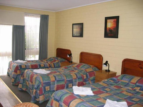Gisborne Motel - Whitsundays Accommodation 2