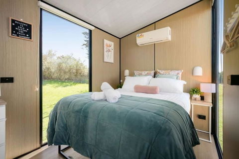 Gold Meadows By Tiny Away - Whitsundays Accommodation 2