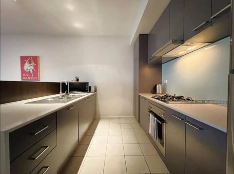 GW24-1 BATH 2 BR At The Glen With FREE Parking And Balcony - Whitsundays Accommodation 4