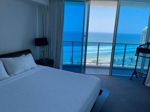H Luxury Apartment At Surfers Paradise High Floor - Whitsundays Accommodation 2