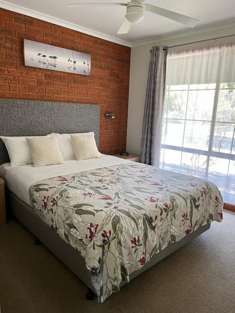 Greenways Holiday Units - Whitsundays Accommodation 2