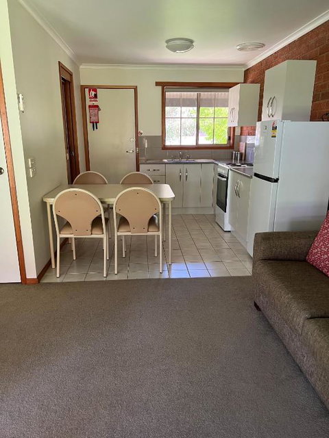 Greenways Holiday Units - Whitsundays Accommodation 4