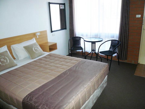 Grong Grong Motor Inn - Whitsundays Accommodation 4