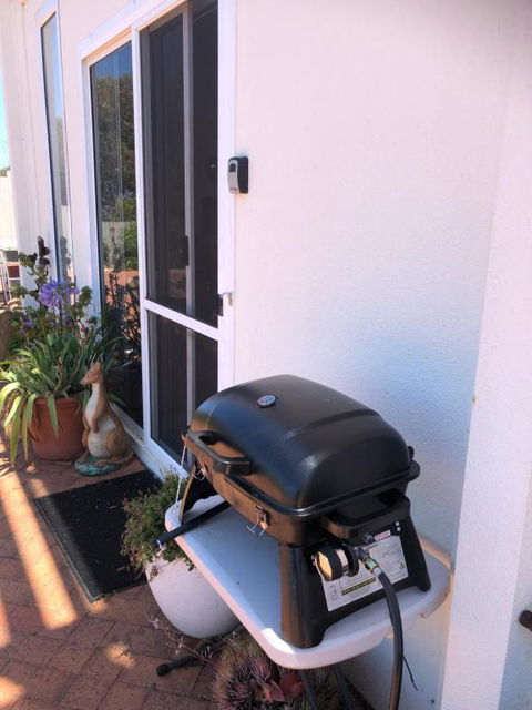 H&H Studio Overlooking Boston Bay, Port Lincoln - Whitsundays Accommodation 1