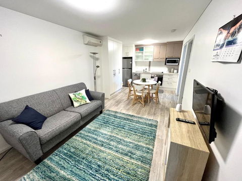 H2O Holiday Apartments - Unit 4 - Whitsundays Accommodation 1