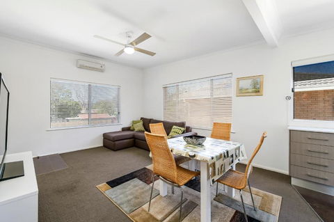 H2O Holiday Apartments Unit 5 - Whitsundays Accommodation 3