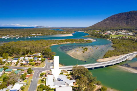 H2O Holiday Apartments Unit 6 - Whitsundays Accommodation 0