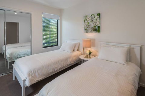 H6B - Round About Bulimba - Whitsundays Accommodation 3