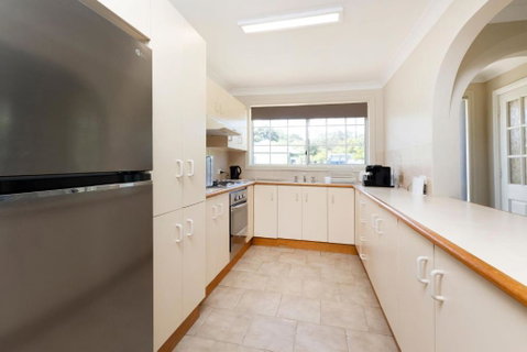 Habitat On Helen St - Whitsundays Accommodation 4