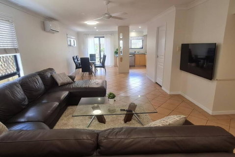 Happy Haven At Eight Mile - Whitsundays Accommodation 0