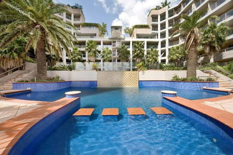 HELP1 - Chatswood Charm Central Apartment Near Station - Whitsundays Accommodation 0