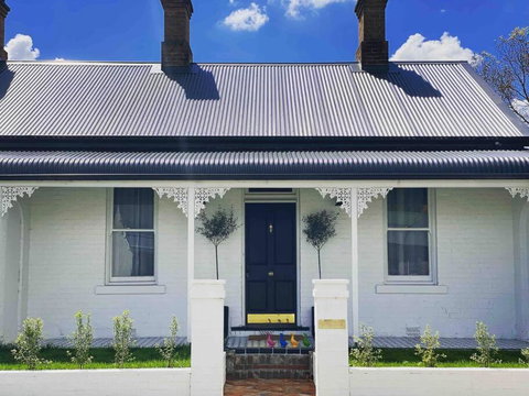 Hazel House Goulburn - Whitsundays Accommodation 0