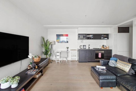 Heart Of Richmond Hideaway With Spacious Balcony - Whitsundays Accommodation 1