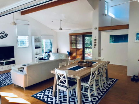 Ibis 3 House - Whitsundays Accommodation 3