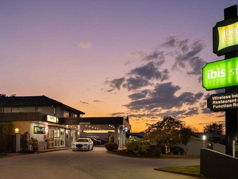 Ibis Styles Orange - Whitsundays Accommodation 3