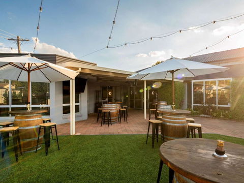 Ibis Styles Orange - Whitsundays Accommodation 2