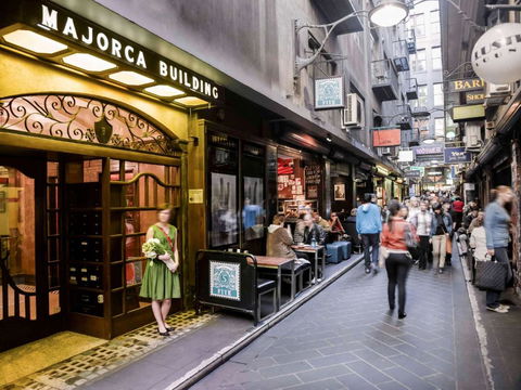 Ibis Budget - Melbourne CBD - Whitsundays Accommodation 1