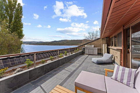 Ibis On Lake Jindabyne - Whitsundays Accommodation 1