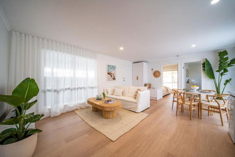 ILUKA Luxe Accommodation, Relaxed Coastal Vibe - Whitsundays Accommodation 0