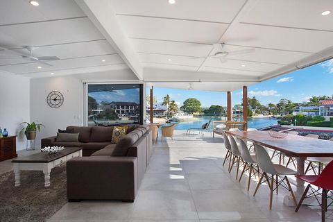 INCREDIBLE VALUE - Perfect For Large Families - Whitsundays Accommodation 2