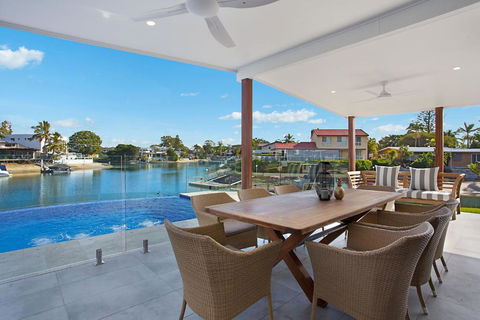 INCREDIBLE VALUE - Perfect For Large Families - Whitsundays Accommodation 1