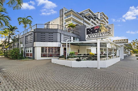 Adventurers Backpackers - Whitsundays Accommodation 1