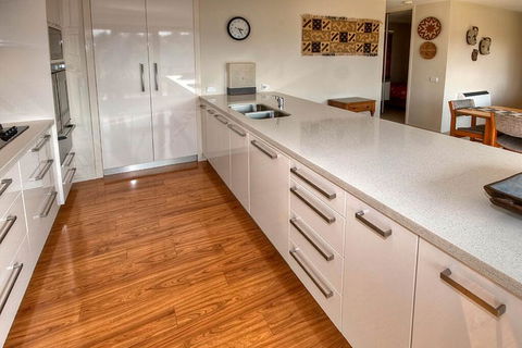 After Golf - Whitsundays Accommodation 3