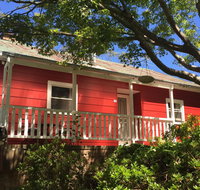 Akarana Cottage - Whitsundays Accommodation