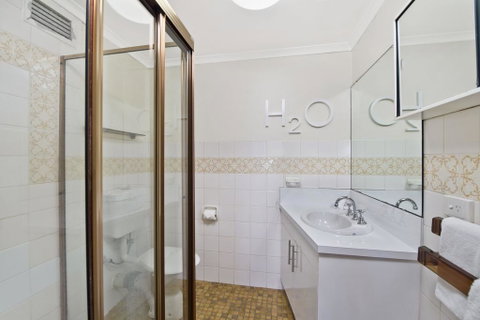 Akuna 14, 6 Joffre Street, - Whitsundays Accommodation 2