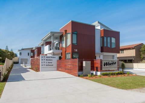 Albany Waves - Whitsundays Accommodation 1