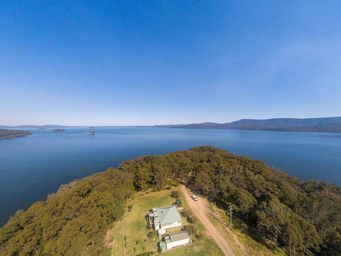 Aleda House - Whitsundays Accommodation 0