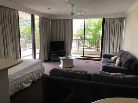 Alexander Holiday Apartments - Whitsundays Accommodation 2