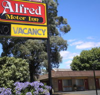 Alfred Motor Inn - Whitsundays Accommodation
