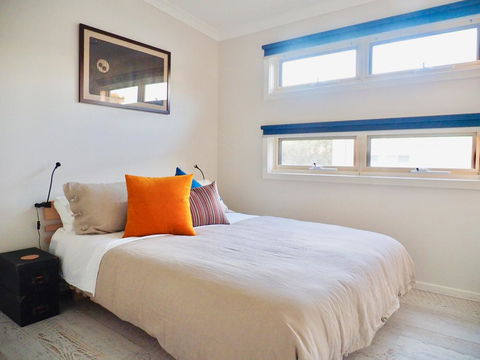 Alice's Palace, 2-minute Walk To Lifeguard Patrolled Surf Beach - Whitsundays Accommodation 3