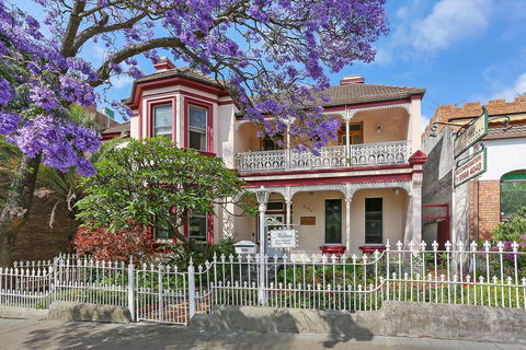 Alishan International Guest House - Whitsundays Accommodation 0