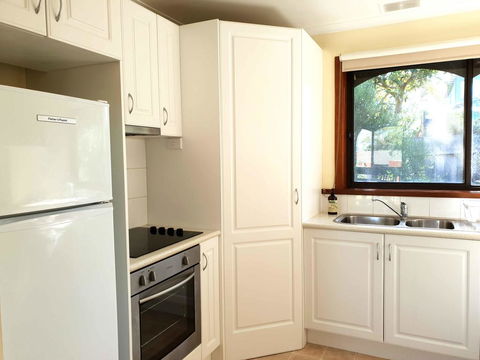 Alkira Inverloch Heights - Whitsundays Accommodation 3