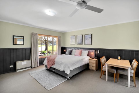 All Seasons Mansfield - Whitsundays Accommodation 3
