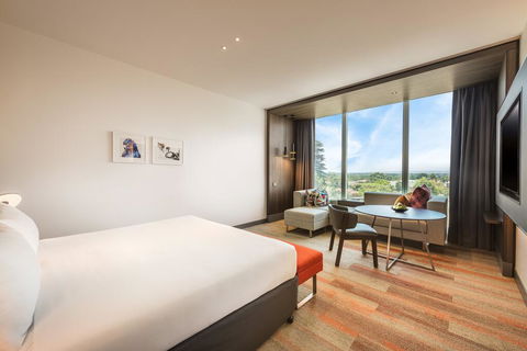Aloft Perth - Whitsundays Accommodation 2