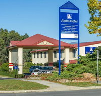 Alpha Hotel Canberra - Whitsundays Accommodation