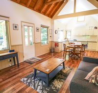 Alpine Arnica Cottage 1 - Whitsundays Accommodation