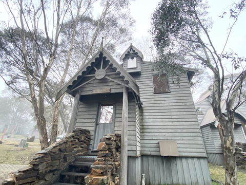 Alpine Retreat - Whitsundays Accommodation 0