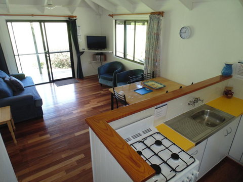 Alstonville Country Cottages - Whitsundays Accommodation 1