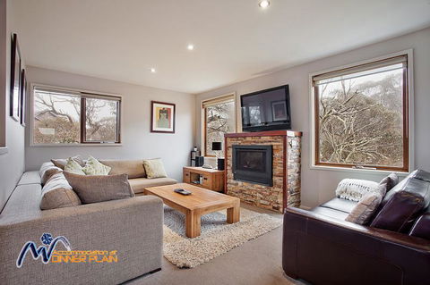 Alyeska - Whitsundays Accommodation 1