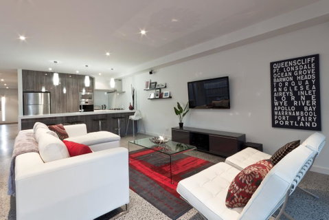 Amaroo - Whitsundays Accommodation 0