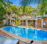 Amaroo - Rainbow Shores Room for everyone and walk to beach - Whitsundays Accommodation
