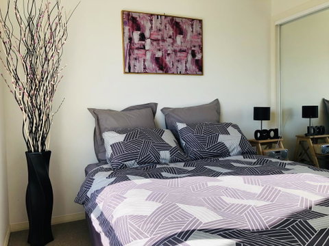 Amazing Apartment Ocean Views And Hot Tub On Balcony - Coolangatta - Whitsundays Accommodation 2