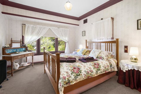 Ambrose Cottage Front Apartment - Whitsundays Accommodation 3